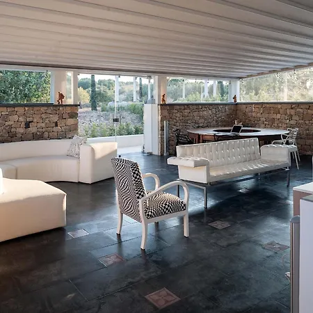 Luna Villa *